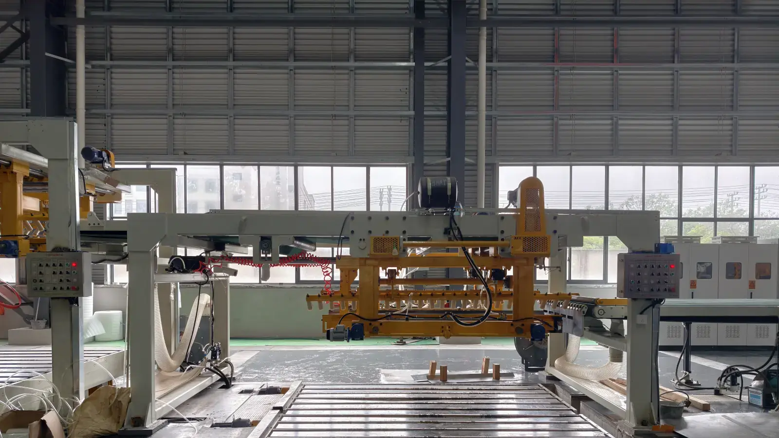 Cut to length line flying shear 1650 — foto asli XIONGJIN — gambar 2